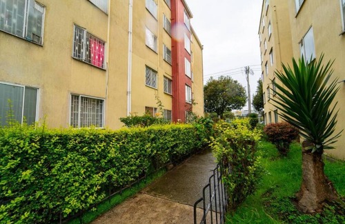 Engativa Apartment | Top-Rated Child-Friendly Lux 80 Apartahotel Experience