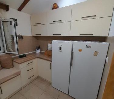 Orahovac Apartment | Elegant Oceanfront Suites at Lux Apartmani Darija