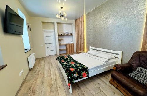 Rivne Apartment | Guest Rated: 9.6 at LUX Apartment & Центр, ЖК Театральний