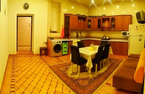 Nasimi House | Modern Center Home Apartment for Your Next Getaway