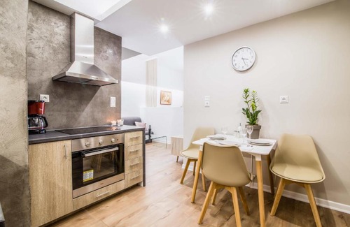 Kallithea Apartment | Prime Apartment in Athens - 4-Star, Guest Rated 10/10