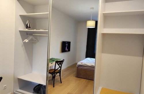 Holosiivskyj Apartment | Exceptional Apartment Near Metro Vasylkivska, Family-Friendly
