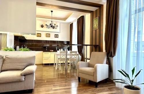 Rivne Apartment | Stylish City Center Apartments with Theater Views & Breakfast