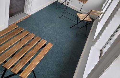 Beacon Apartment | Modern 2 BR Apartment with Free Parking & Pet-Friendly Stay