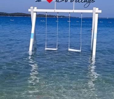 Valbandon Apartment | Pet-Friendly Oceanview Mobile Home at Lux Camp Bi Village