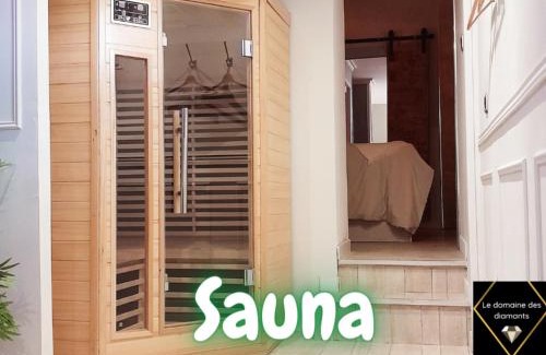 Aulnoy-lez-Valenciennes Apartment | Indulge in Spa Bliss at Lux, Private Room in Valenciennes