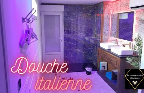 Aulnoy-lez-Valenciennes Apartment | Indulge in Spa Bliss at Lux, Private Room in Valenciennes