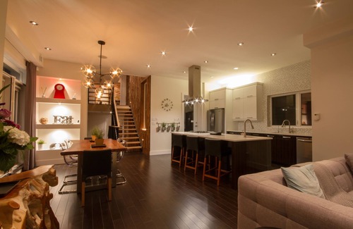 Halifax House | Elegant Waterfront Retreat with Pool & Hot Tub in HFX