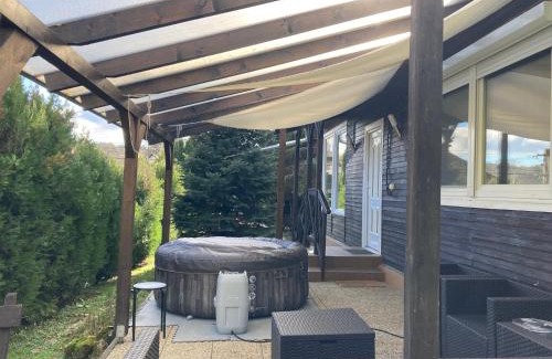 Parad Ski Chalet | Discover Comfort at Lux Faház with Hot Tub and Family Fun