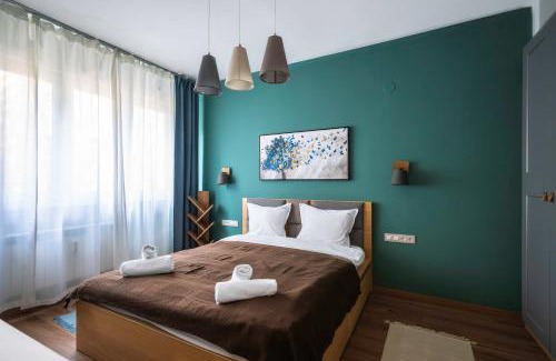 rayon Triaditsa Apartment | Cozy Flat by the Park with Work Space & Family Amenities