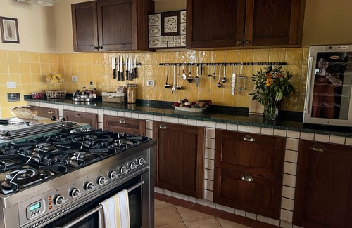 Gioiella House | Exclusive Gated Villa with Private Pool in Umbria/Tuscany