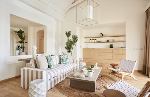Grand Gaube Hotel | Unwind at LUX* Grand Gaube – Rated 9.4/10 with Ocean Views