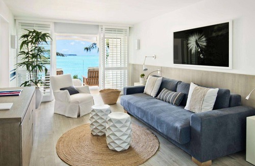 Grand Gaube Hotel | Unwind at LUX* Grand Gaube – Rated 9.4/10 with Ocean Views