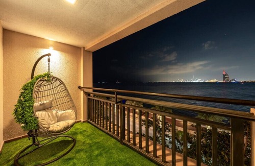 Palm Jumeirah Apartment | Lux Hideaway in Anantara| Burj AlArab & Sea Views