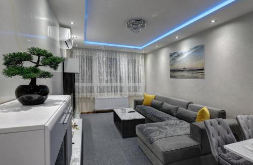 Novi Sad Apartment | Lux Ivan with Free Private Parking