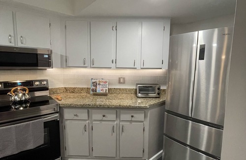 Delray Beach Condo | Ideal Delray Beach King Bed Suite with Ocean View Amenities