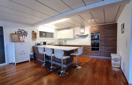 Niederried bei Interlaken Ski Chalet | LUX Lake View Chalet Interlaken