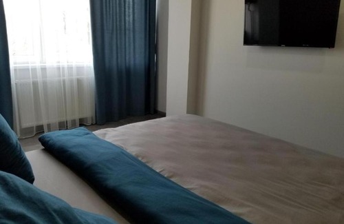 Uzhhorod Apartment | Family-Friendly Stay at Lux na Druhetiv - Highly Rated 8.7