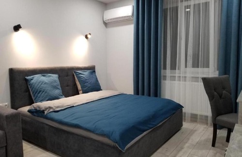 Uzhhorod Apartment | Family-Friendly Stay at Lux na Druhetiv - Highly Rated 8.7