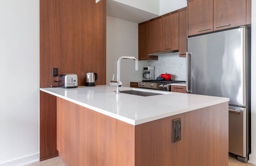 Navy Yard Apartment | Pet-Friendly Navy Yard 1BR with Gym and Pool Access