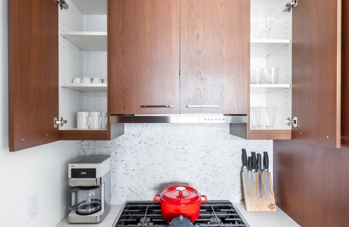 Navy Yard Apartment | Pet-Friendly Navy Yard 1BR with Gym and Pool Access