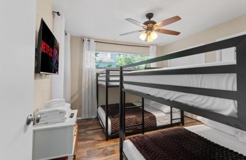 McNeil House | Lux Private Retreat - King Bed