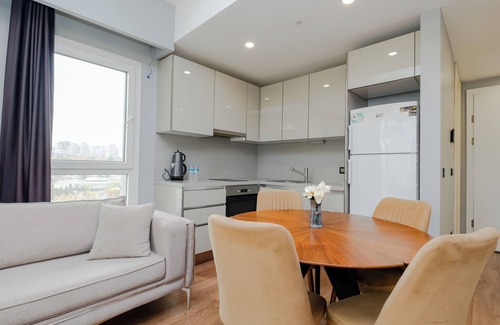 Bagcilar Apartment | lUX Residence on High Floor 03