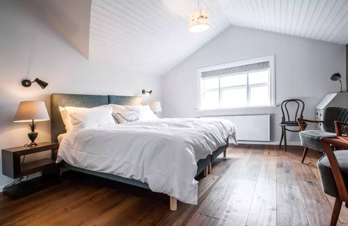 Vesturbær Apartment | Retro Oasis in Central Reykjavik: 3 Bedrooms & 3 Baths