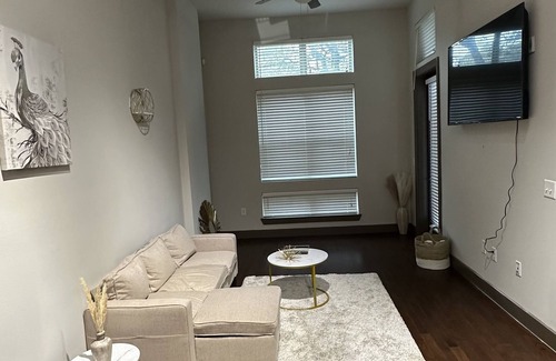 MacGregor Apartment | Elegant Stay in Med CTR with Pool & Child-Friendly Amenities