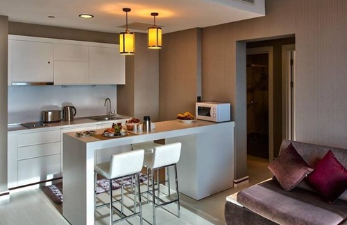Kucukbakkalkoy Apartment | Convenient Studios Near Metro with Family-Friendly Amenities