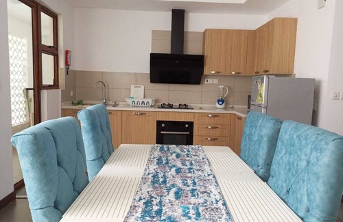 Mtwapa Apartment | Stylish Suites at La Vida Sultan Palace with Pool & Kitchen