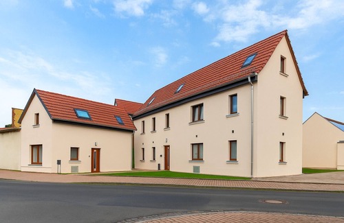 Liebertwolkwitz Apartment | Lux Suites Leipzig Paradise Apartment