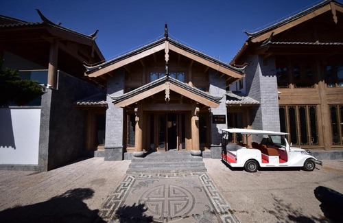 Dayan Old Town Hotel | Experience LUX* Tea Horse Road Lijiang: 5-Star Perfection