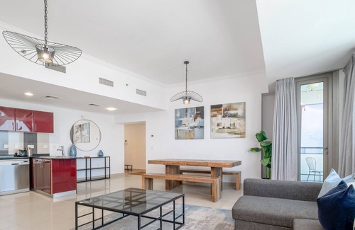 Dubai Apartment | Experience LUX The Sky View Suite at Dubai Marina