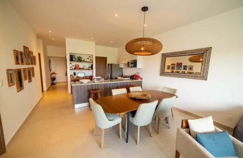 Xcumpich Condo | Unique 3BR Condo with Pool & Spa by The Harbor, Mérida