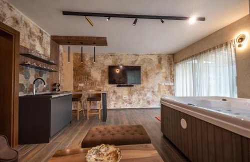 Zlatibor Villa | Family-Friendly Retreat at Lux Vila PASTIR with Hot Tub