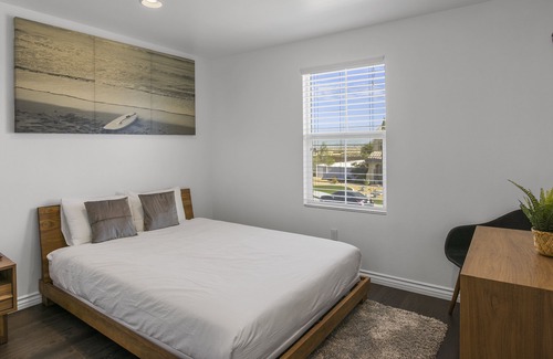 Victorville House | Modern 4BR Retreat in Victorville with Basketball & Firepit