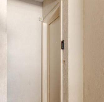 Wilrijk Apartment | Elegant Apartment with Parking & Garden in Wilrijk, Antwerp