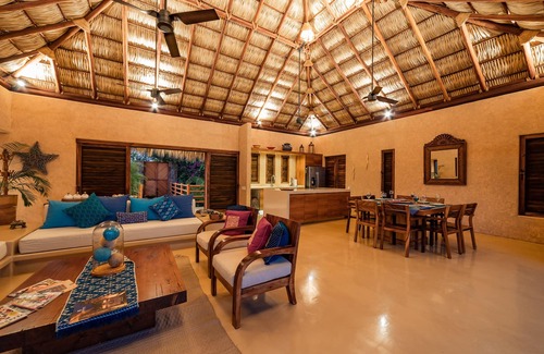 Santa Maria Huatulco Villa | Exclusive Oceanfront Beach Villa with Private Pool & Spa