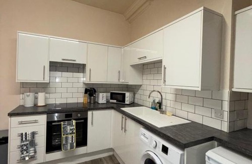 Ipswich Apartment | Luxe city stay