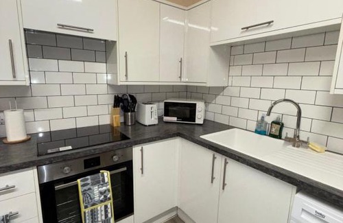 Ipswich Apartment | Luxe city stay