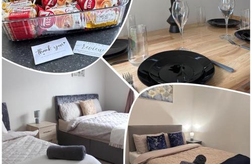 Uxbridge House | Luxe Entire 3 Bed Home - LHR 15 mins - London City 35 mins