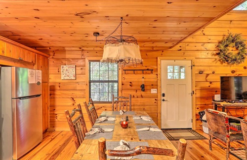 Epworth Cabin | Exquisite Fightingtown Creek Cabin with Spa & King Suites