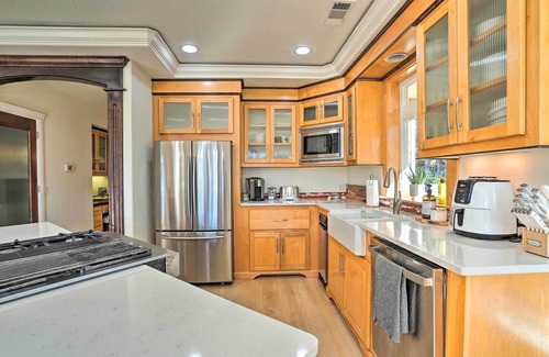 Grants Pass House | Riverfront Retreat in Grants Pass - Guest Rated 10/10!