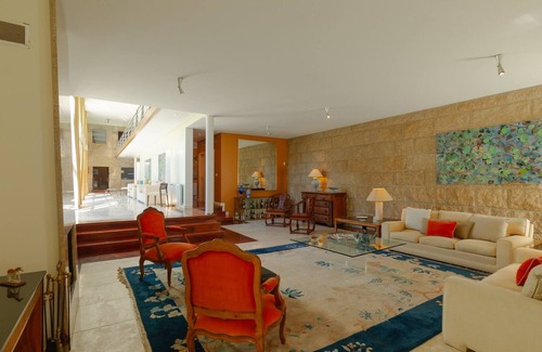 Beijos House | Elegant Retreat at Quinta das Gerais with Private Pool