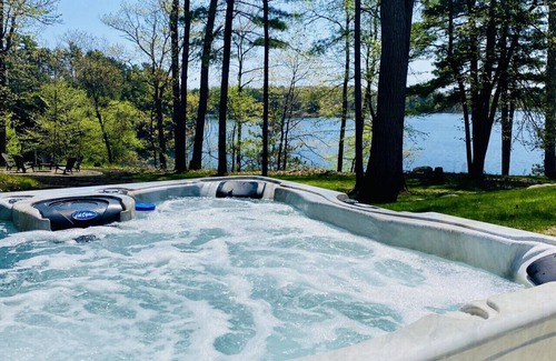 Crosslake Apartment | Luxe Haven: Luxe Lakefront Views, Relax & Escape