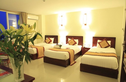 Dong Hoi Hotel | Stylish Oasis: Guest Rated 8/10 with Top Amenities