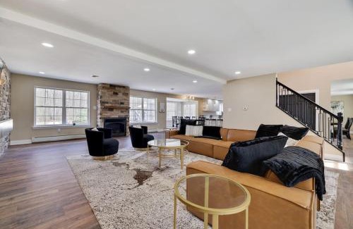 Kunkletown Villa | Spacious Pocono House for 18 with Hot Tub and Game Room