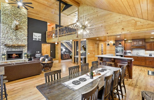 Morganton Cabin | Premier Mountain Resort with Heated Pool & Hot Tub