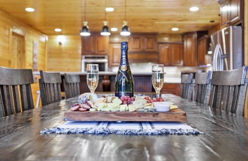 Morganton Cabin | Premier Mountain Resort with Heated Pool & Hot Tub